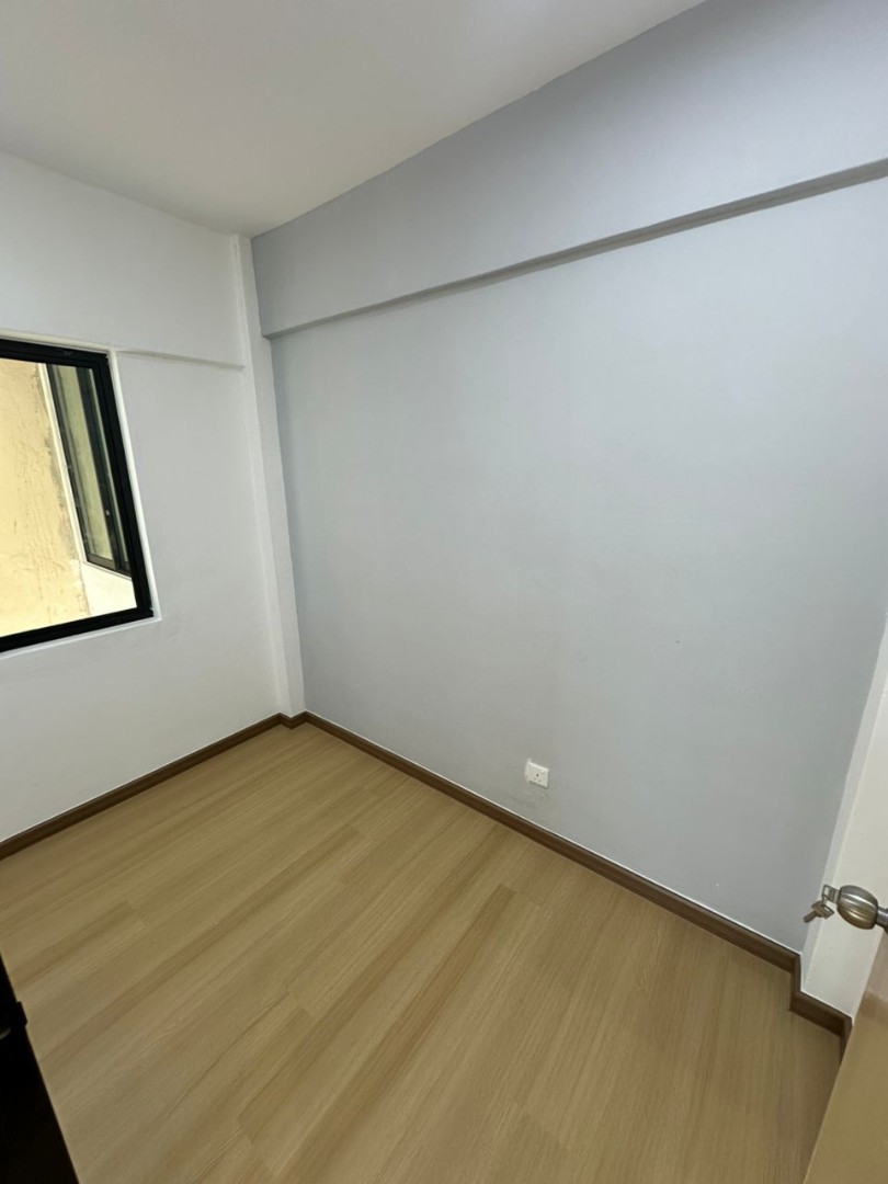 Photo #6