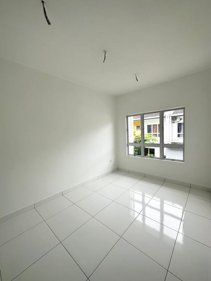 Photo #9