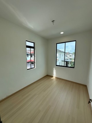 Photo #7