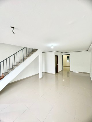Photo #9
