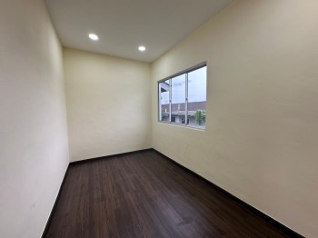 Photo #8