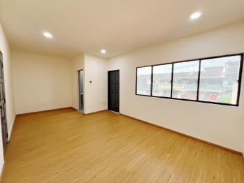 Photo #5