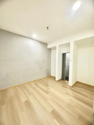Photo #9