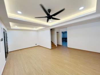 Photo #9