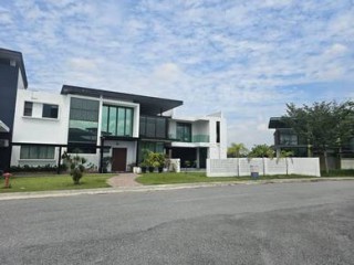 Photo #1