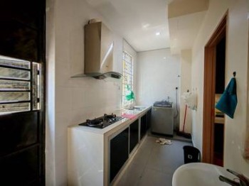 Photo #5