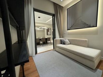 Photo #1