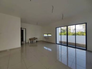 Photo #9
