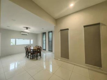 Photo #2
