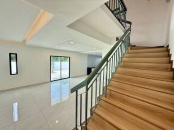 Photo #1