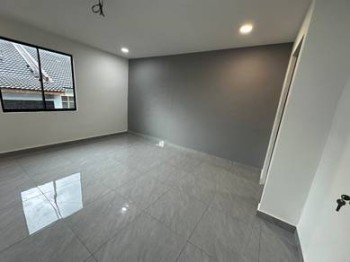 Photo #2