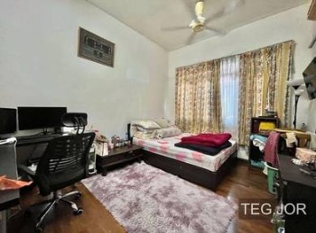 Photo #1