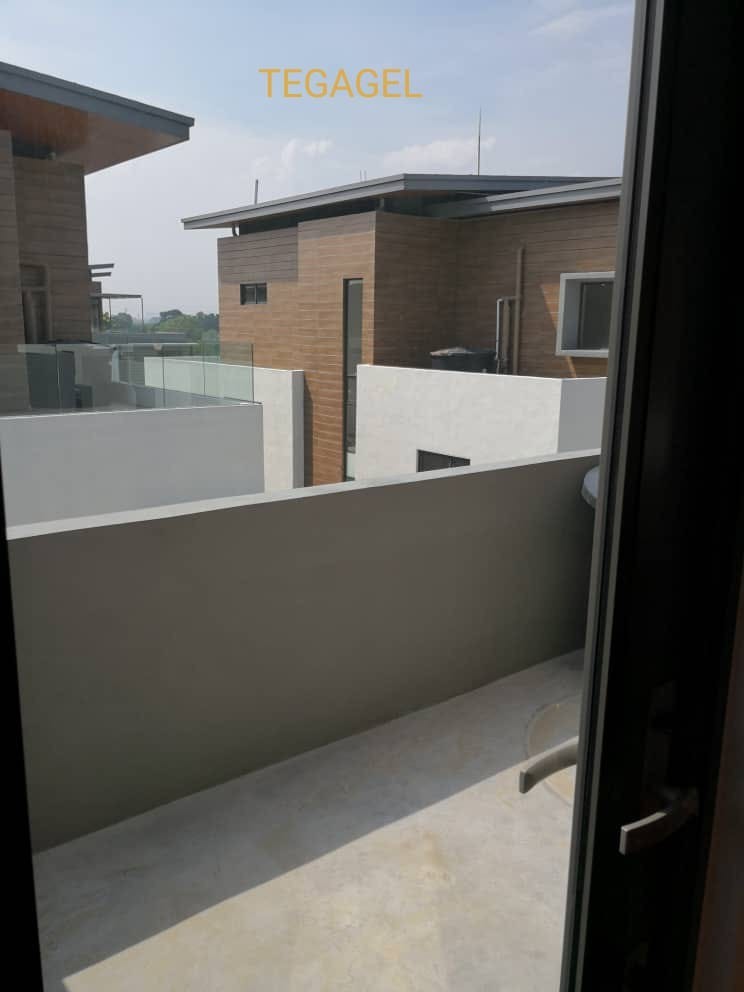 Photo #4