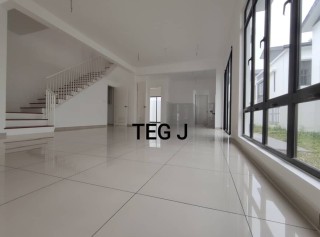 Photo #2