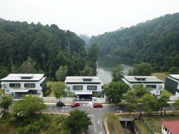 Photo #1