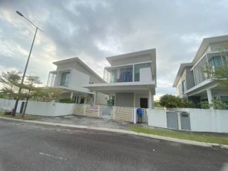 Photo #1