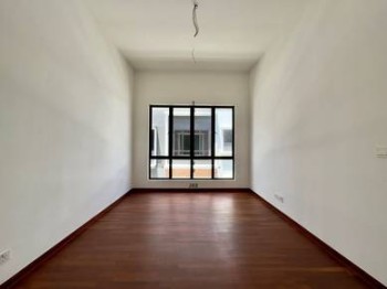 Photo #6